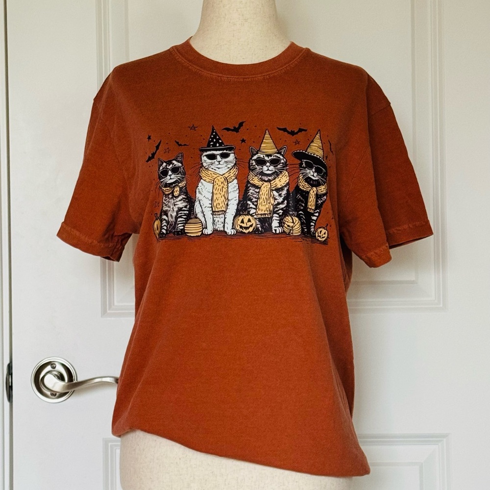 Comfort Colors Rust Cat Halloween T-Shirt